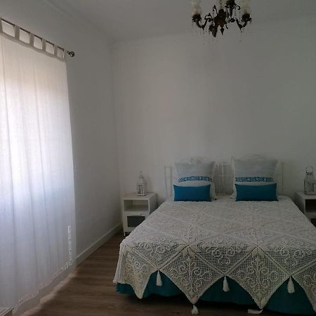 Alojamento Justo - Vila De Montargil Exterior photo